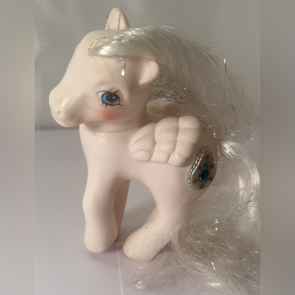 Vintage G1 Gen 1 MLP My Little Pony PRINCESS TIFFANY Pegasus jewel white - Picture 1 of 5